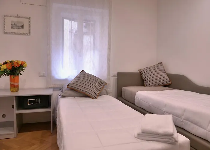Helmirage Luxury Trevi 4* Roma