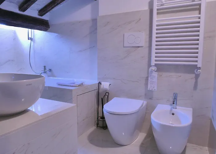 Casa de hóspedes Helmirage Luxury Trevi